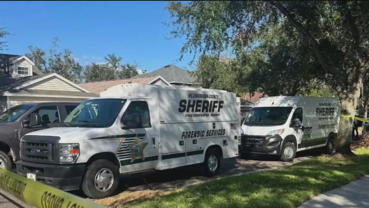 Postal worker stabs lawn care employee to death